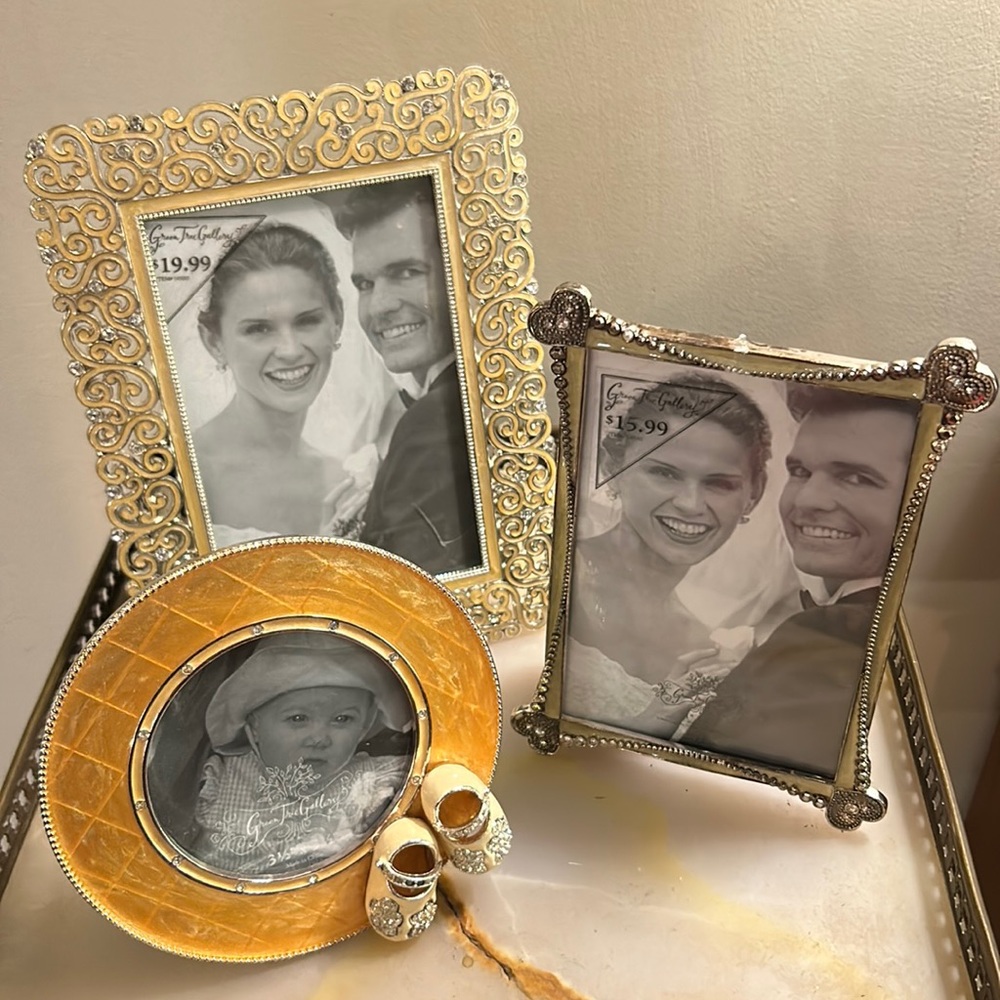 Green Tree Gallery Picture Frames!